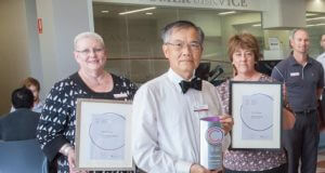 Canning chief executive Lyn Russell with mayor Paul Ng and staff. Photograph – Matt Devlin.